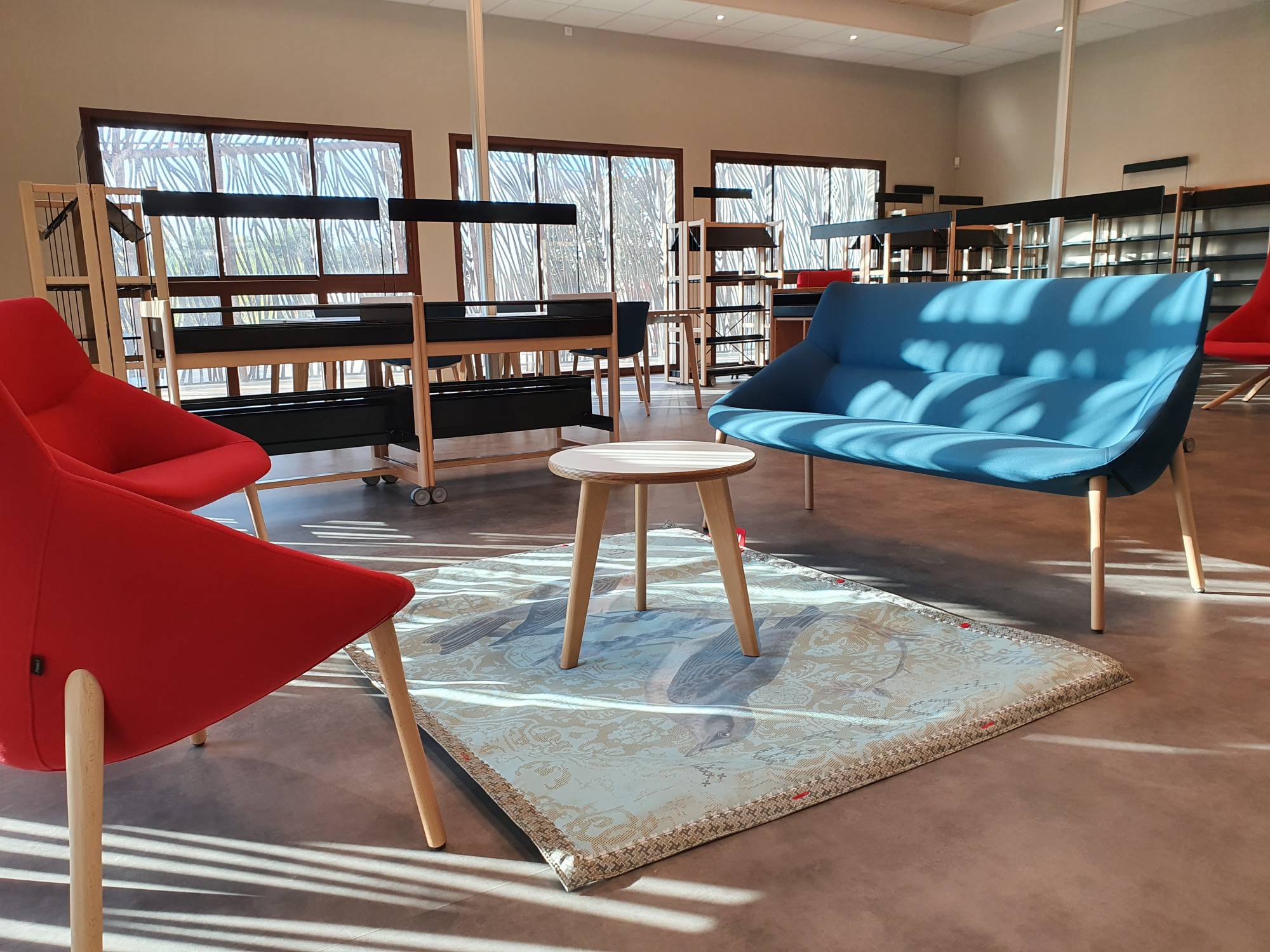 Où trouver un aménageur d'intérieur pour médiathèque à Saint-Nazaire en Loire Atlantique ?